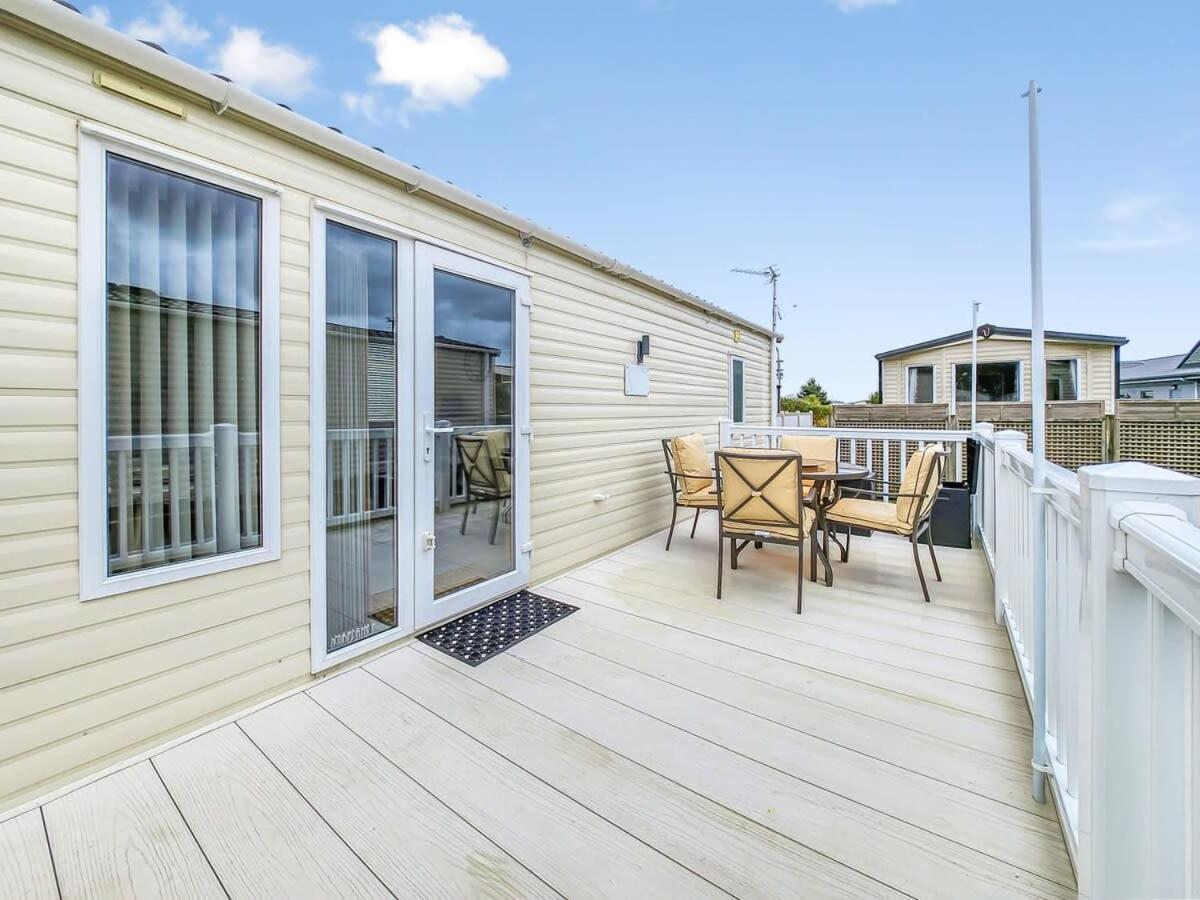 Escape To Paradise At Pevensey Bay Holiday Park 13 Woodland Walk Villa Luaran gambar