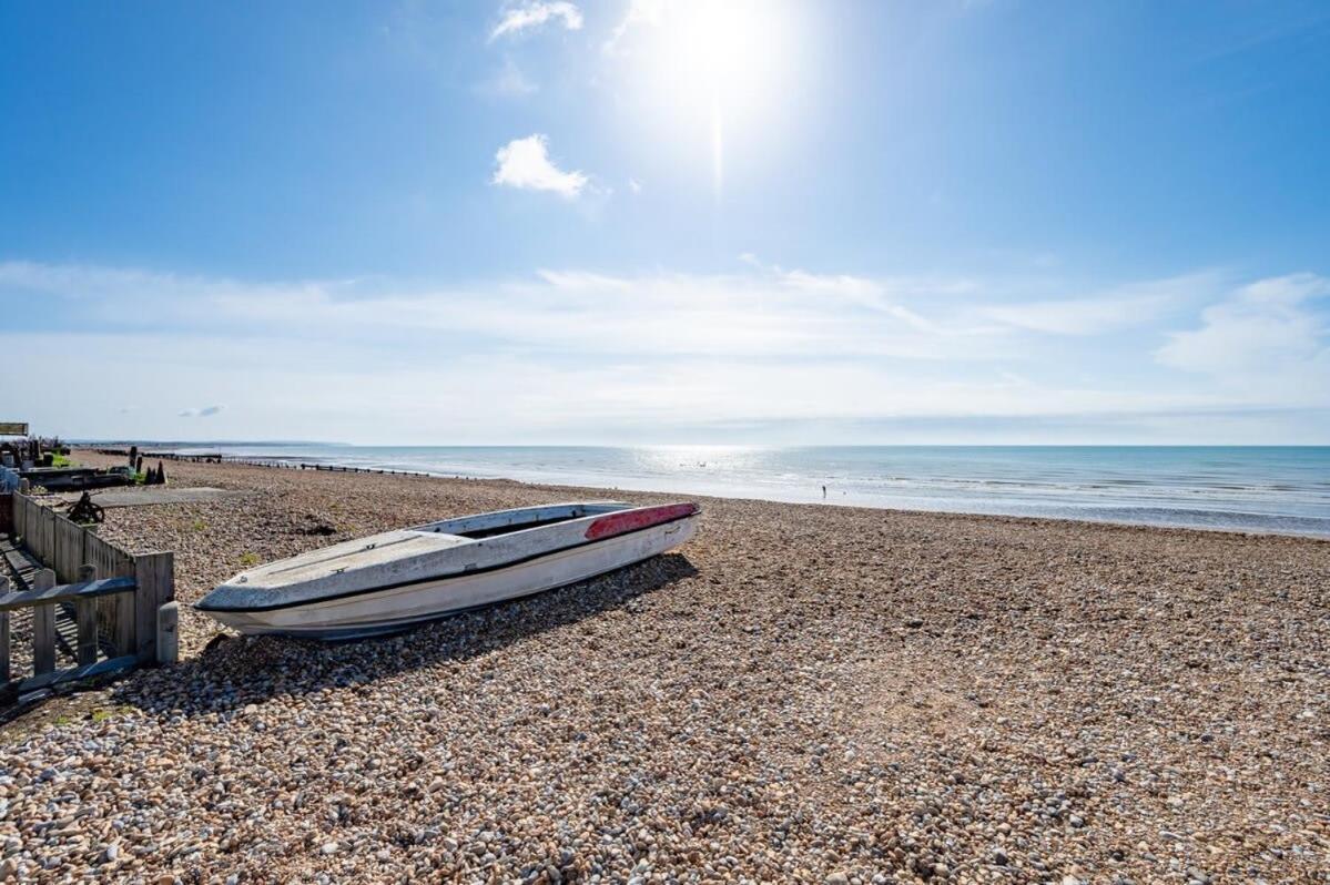 Escape To Paradise At Pevensey Bay Holiday Park 13 Woodland Walk Villa Luaran gambar