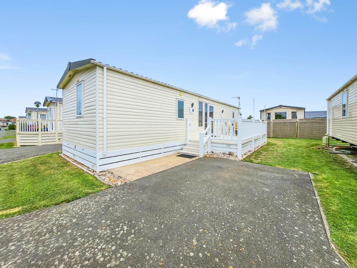 Escape To Paradise At Pevensey Bay Holiday Park 13 Woodland Walk Villa Luaran gambar